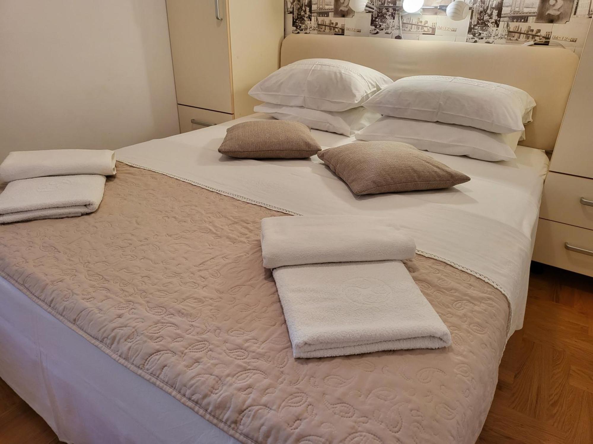 Apartment Rachel Petrovac Cameră foto